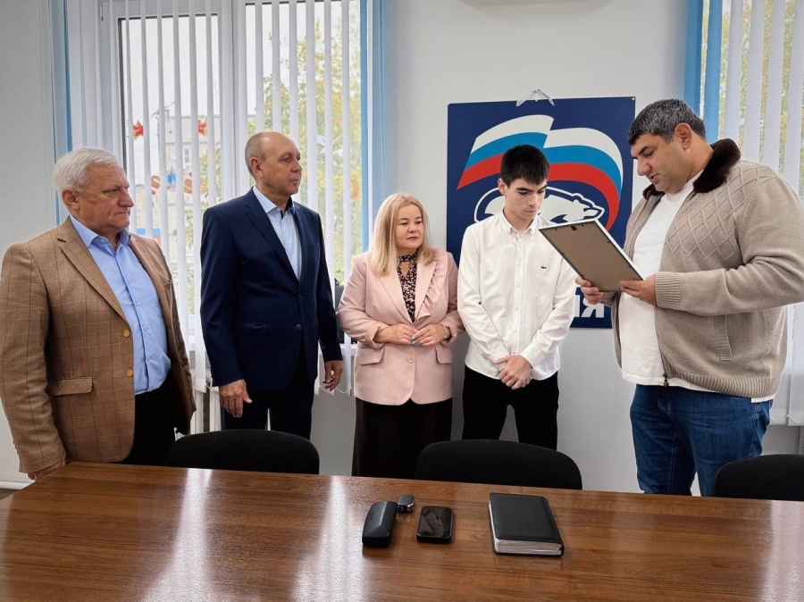 В Адыгейске наградили победителя конкурса "Диктант Победы"