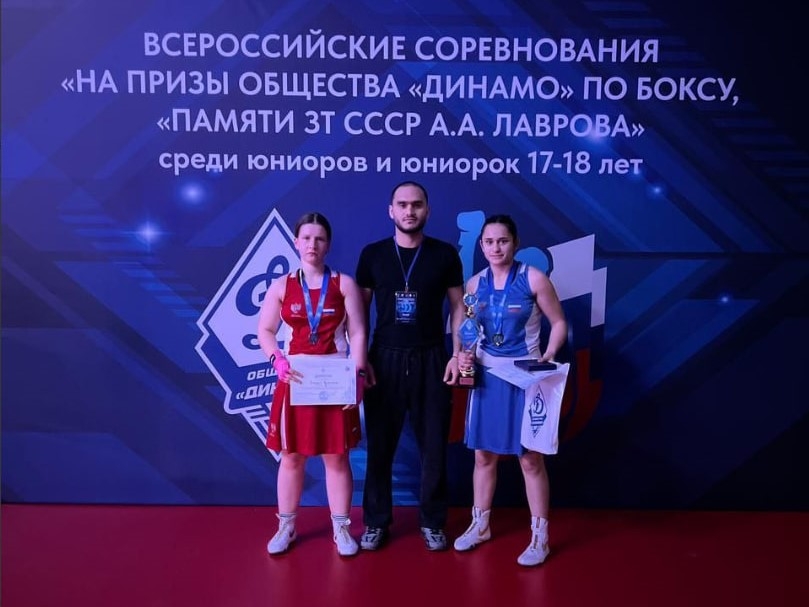 Спортсменки из Адыгеи успешно выступили на всероссийских соревнованиях по боксу